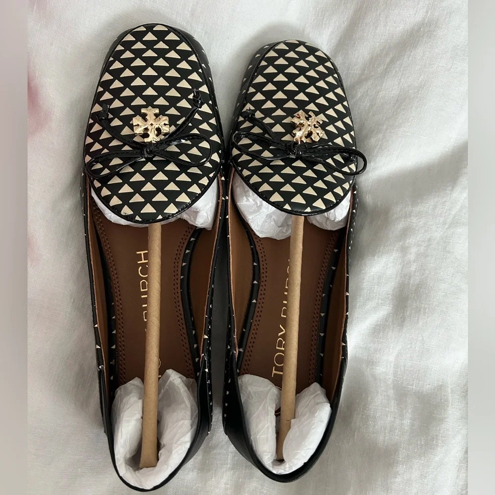 Tory Burch Black and White Women's Shoes